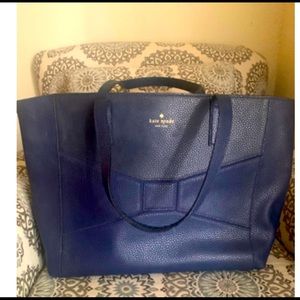 Kate Spade Large Bow tote in navy blue